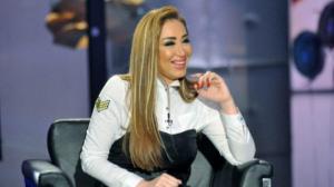 في أول ظهور تلفزيوني لها.. ريهام سعيد تفاجئ جمهورها بعرض هذه الصور